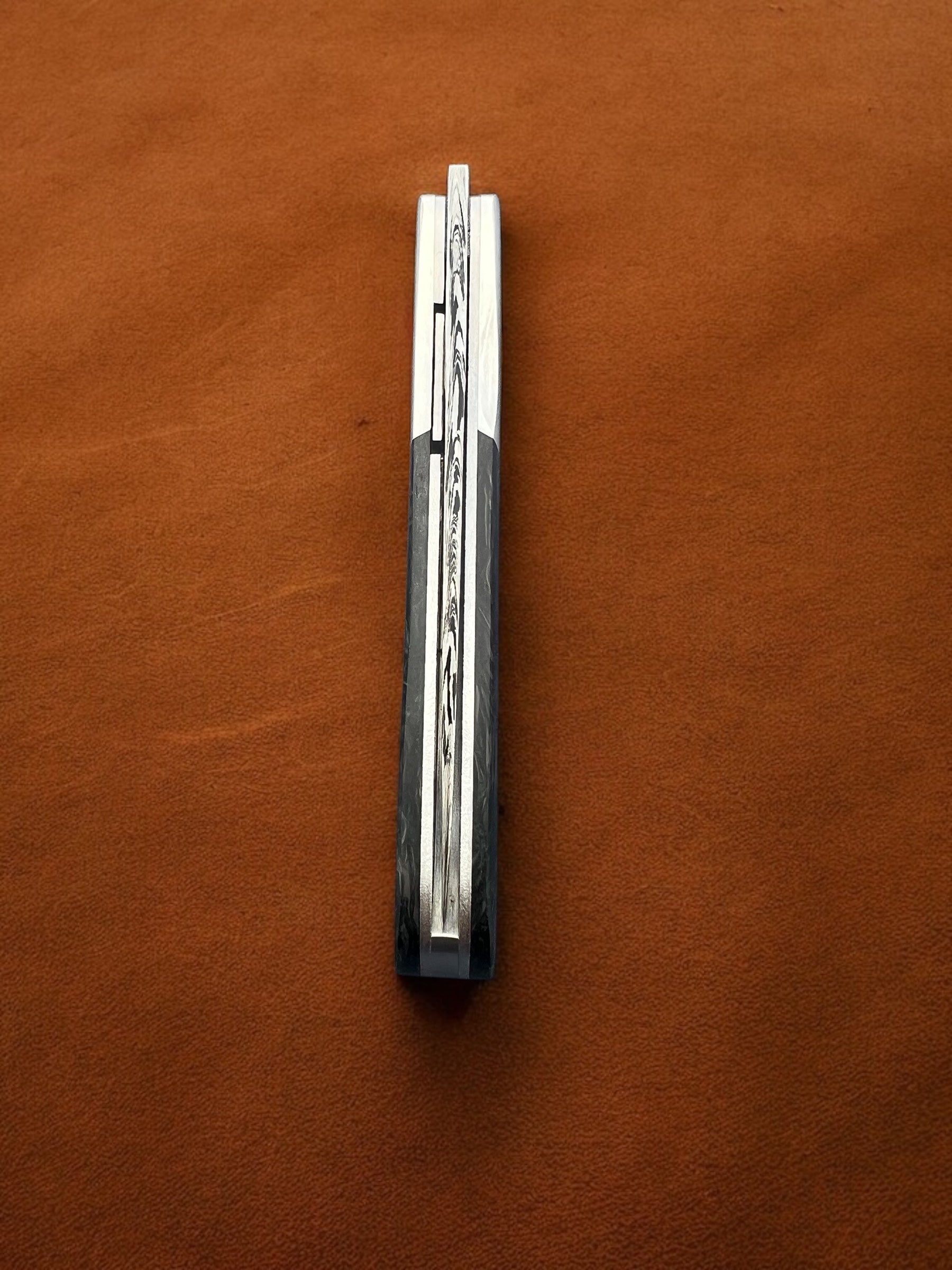 Dress Liner Lock Folder